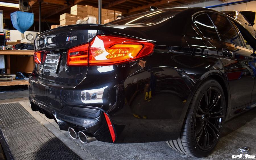Детали создания BMW M5 Black Spphire Metallic by EAS (F90) 2018 года  (фото 2 из 8)